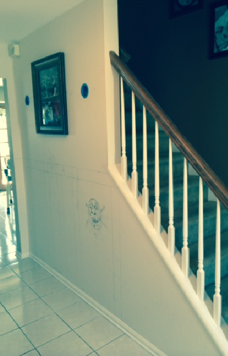 staircase flooring before wall